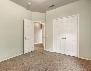 5909 Berkshire Road - Photo Thumbnail 12