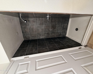 6038 S Alameda Road - Photo Thumbnail 20