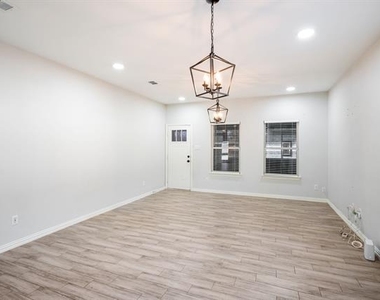 3505 Wood Oak Drive - Photo Thumbnail 21