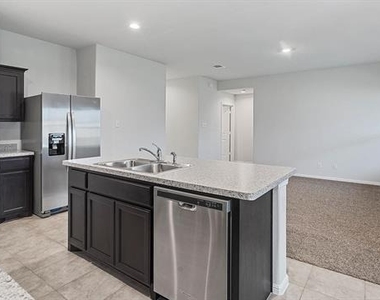 333 Beekeeper Drive - Photo Thumbnail 4