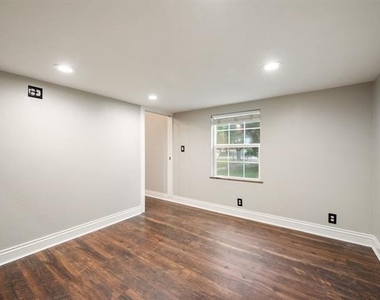 1708 Florence Drive - Photo Thumbnail 25