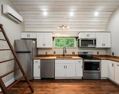 1708 Florence Drive - Photo Thumbnail 11