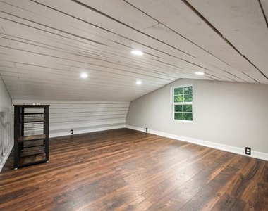 1708 Florence Drive - Photo Thumbnail 20