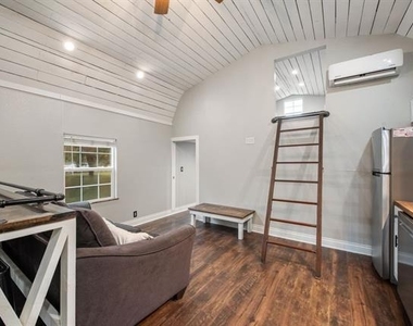 1708 Florence Drive - Photo Thumbnail 8