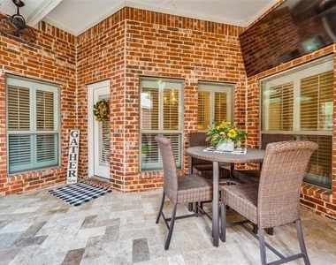 1305 Snowberry Drive - Photo Thumbnail 19