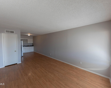 563 N Cherry -- - Photo Thumbnail 7