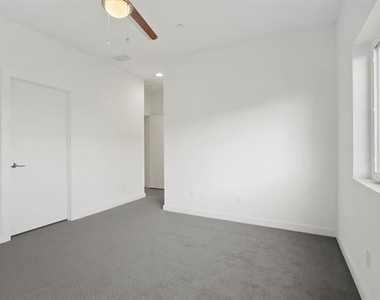 4713 Bryan Street - Photo Thumbnail 30