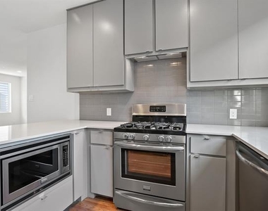 4713 Bryan Street - Photo Thumbnail 16