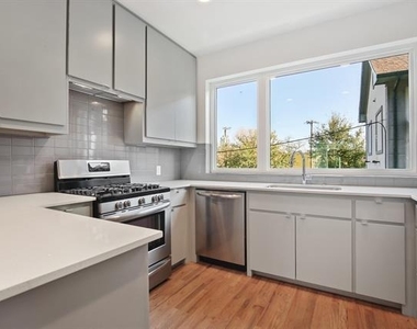 4713 Bryan Street - Photo Thumbnail 15