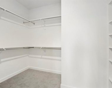 4713 Bryan Street - Photo Thumbnail 32