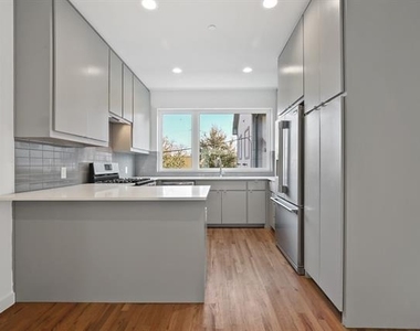 4713 Bryan Street - Photo Thumbnail 14