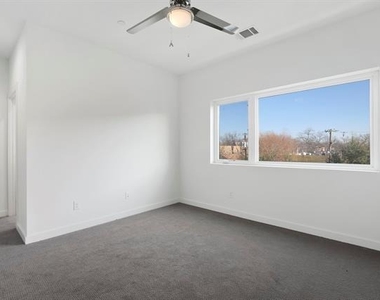 4713 Bryan Street - Photo Thumbnail 31