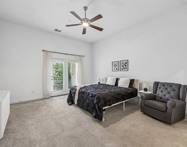1425 Alberti Avenue - Photo Thumbnail 14