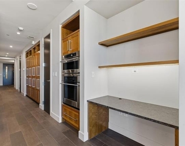 2600 W 7th Street - Photo Thumbnail 7