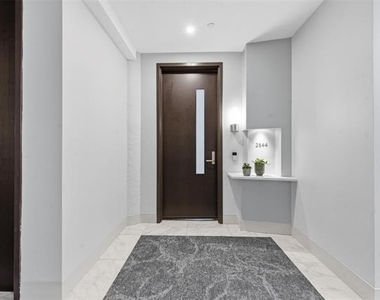 2600 W 7th Street - Photo Thumbnail 24