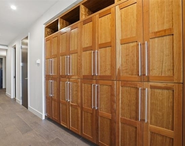 2600 W 7th Street - Photo Thumbnail 12