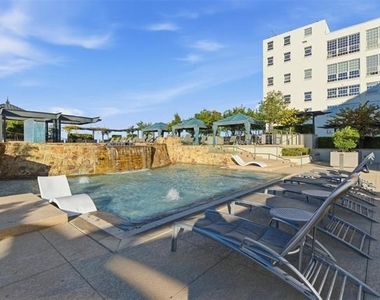 2600 W 7th Street - Photo Thumbnail 30