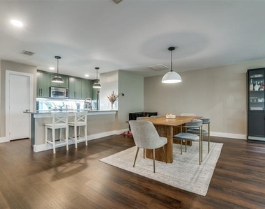 4213 Dickason Avenue - Photo Thumbnail 10