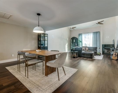 4213 Dickason Avenue - Photo Thumbnail 8
