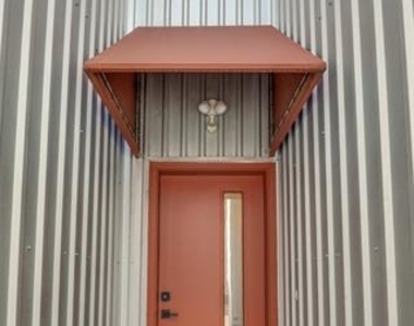 4213 Dickason Avenue - Photo Thumbnail 3