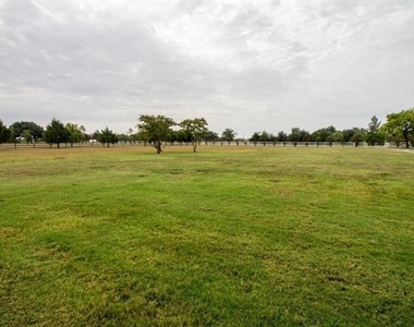 12 Estates Road - Photo Thumbnail 15