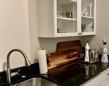 1701 E Colter Street - Photo Thumbnail 5