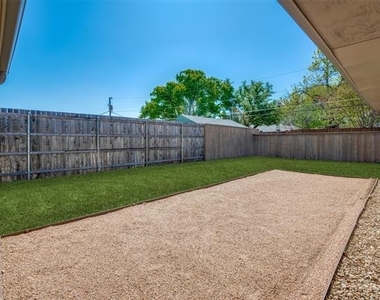 3772 Weeburn Drive - Photo Thumbnail 35