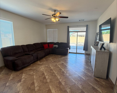 6903 W Carson Road - Photo Thumbnail 7