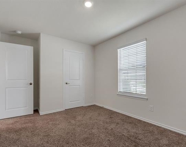 722 Windmill Street - Photo Thumbnail 5