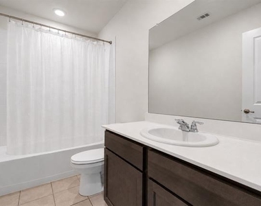 722 Windmill Street - Photo Thumbnail 6