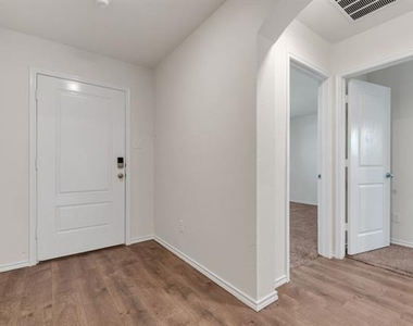 722 Windmill Street - Photo Thumbnail 3