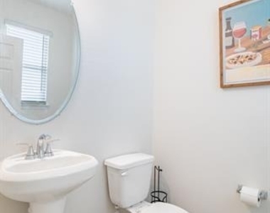 715 Parkside Drive - Photo Thumbnail 8