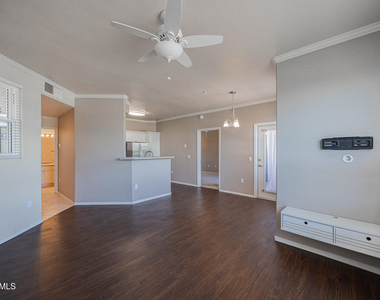5303 N 7th Street - Photo Thumbnail 4