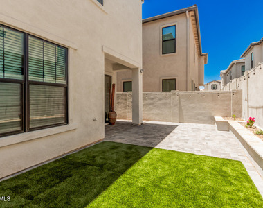 4826 E Helena Drive - Photo Thumbnail 1