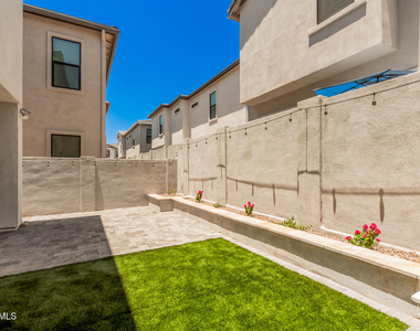 4826 E Helena Drive - Photo Thumbnail 17