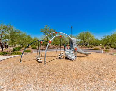 4826 E Helena Drive - Photo Thumbnail 14