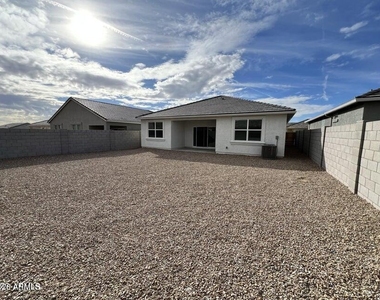 3532 N Sequoia Street - Photo Thumbnail 15