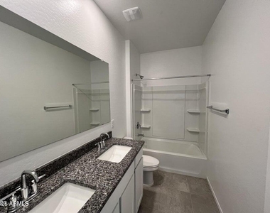 3532 N Sequoia Street - Photo Thumbnail 12