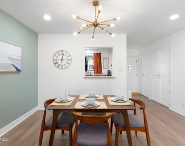 4701 N 68th Street - Photo Thumbnail 13