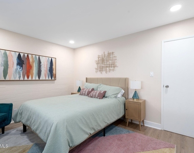 4701 N 68th Street - Photo Thumbnail 7