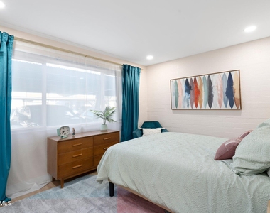 4701 N 68th Street - Photo Thumbnail 6