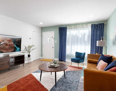 4701 N 68th Street - Photo Thumbnail 12