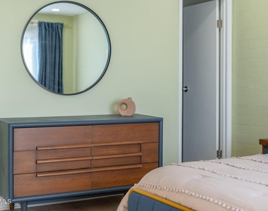 4701 N 68th Street - Photo Thumbnail 32