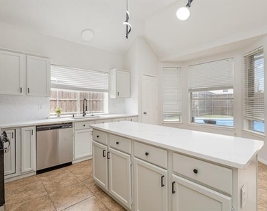 7318 Harbor Drive - Photo Thumbnail 19