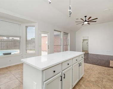 7318 Harbor Drive - Photo Thumbnail 18