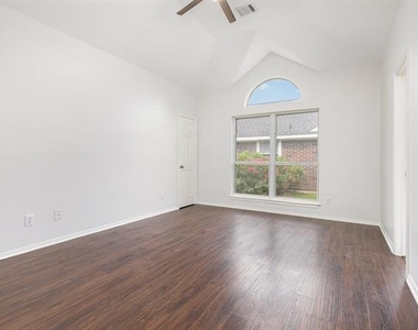 7318 Harbor Drive - Photo Thumbnail 20
