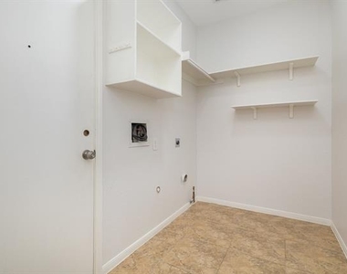 7318 Harbor Drive - Photo Thumbnail 28