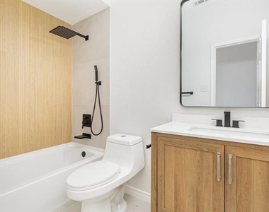 7318 Harbor Drive - Photo Thumbnail 27