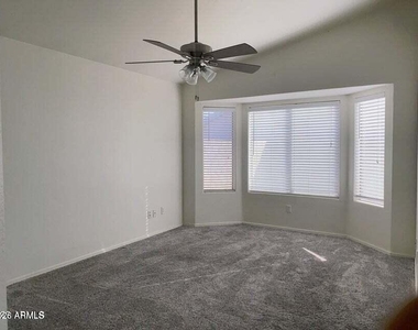 197 W Oxford Lane - Photo Thumbnail 4