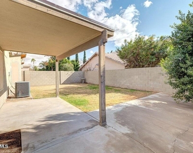 197 W Oxford Lane - Photo Thumbnail 6